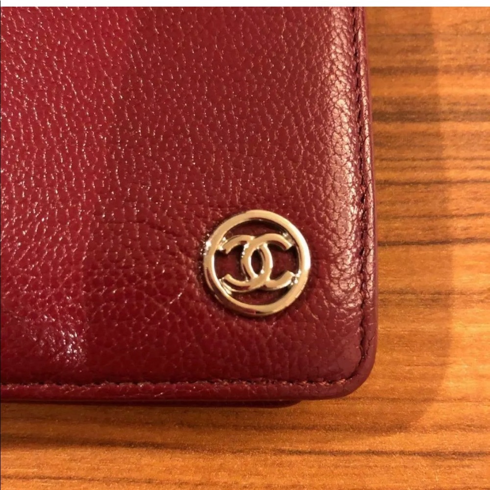 CHANEL Caviar Wallet w/Original Box & Paperwork - Picture 2 of 7